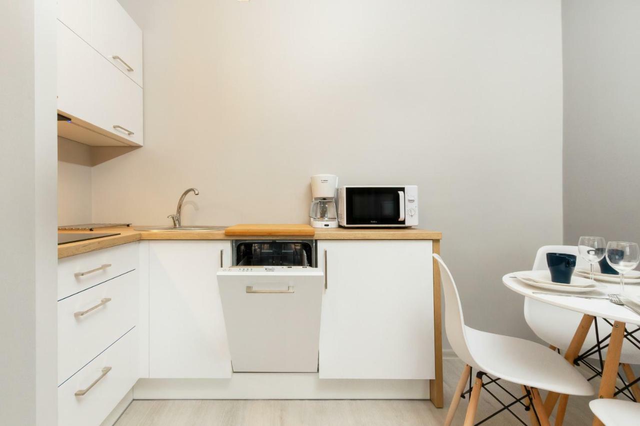 Apartament Swietojanska Przy Nabrzezu By Noclegi Renters กดิเนีย ภายนอก รูปภาพ